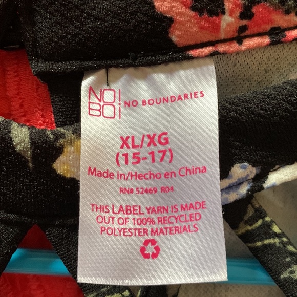 Like new! Never worn! - Picture 5 of 7